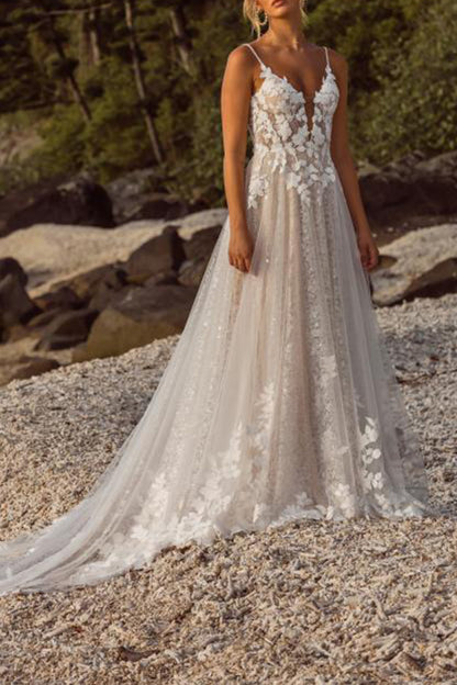 A Line V Neck Lace Appliques Boho Wedding Dress with Sweep Train QW2654