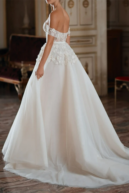 A Line Sweetheart Appliques Rustic Wedding Dress with Court Train QW2284