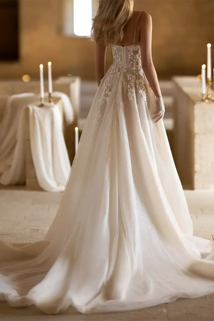 A Line Sweetheart Appliques Rustic Wedding Dress with Court Train Bridal Gown QW2229