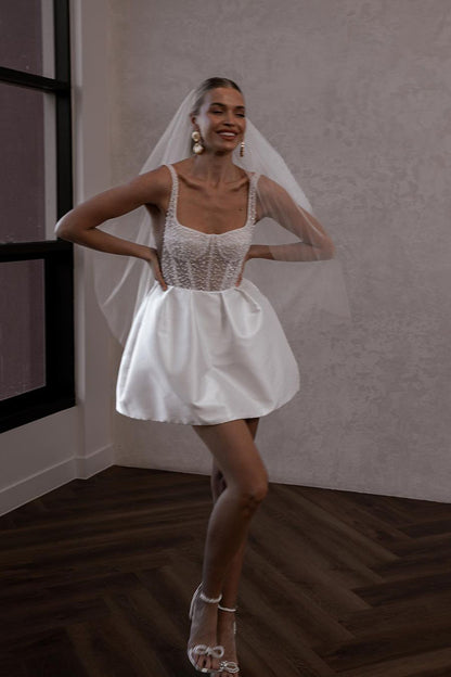 A Line Sweetheart Beads Short Beach Wedding Dress QW2097