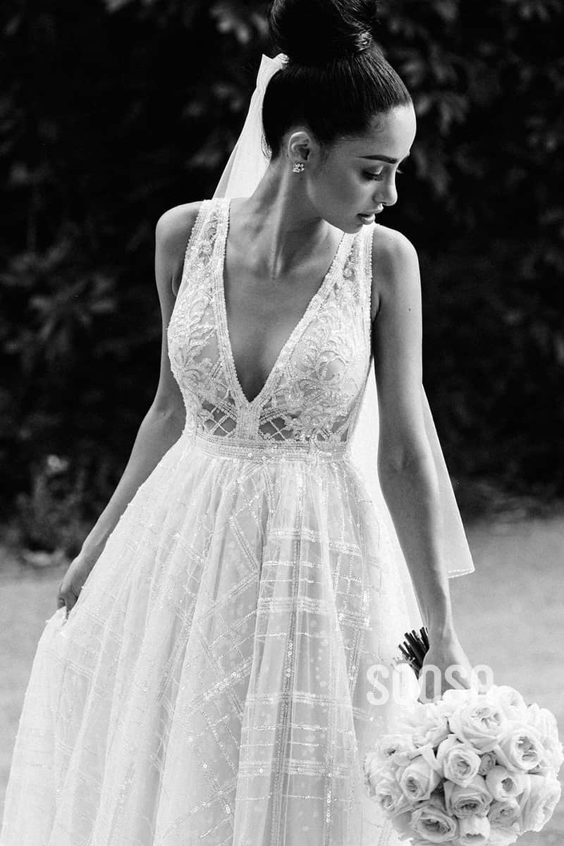 Sexy V-neck Chic Appliques Sparkly Wedding Dress Bridal Dress QW2466|SQOSA