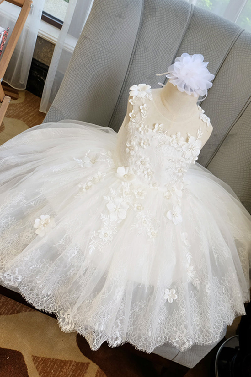 Chic Bateau Appliques Cute Flower Girl Dress Lace First Communion Dress QF1045